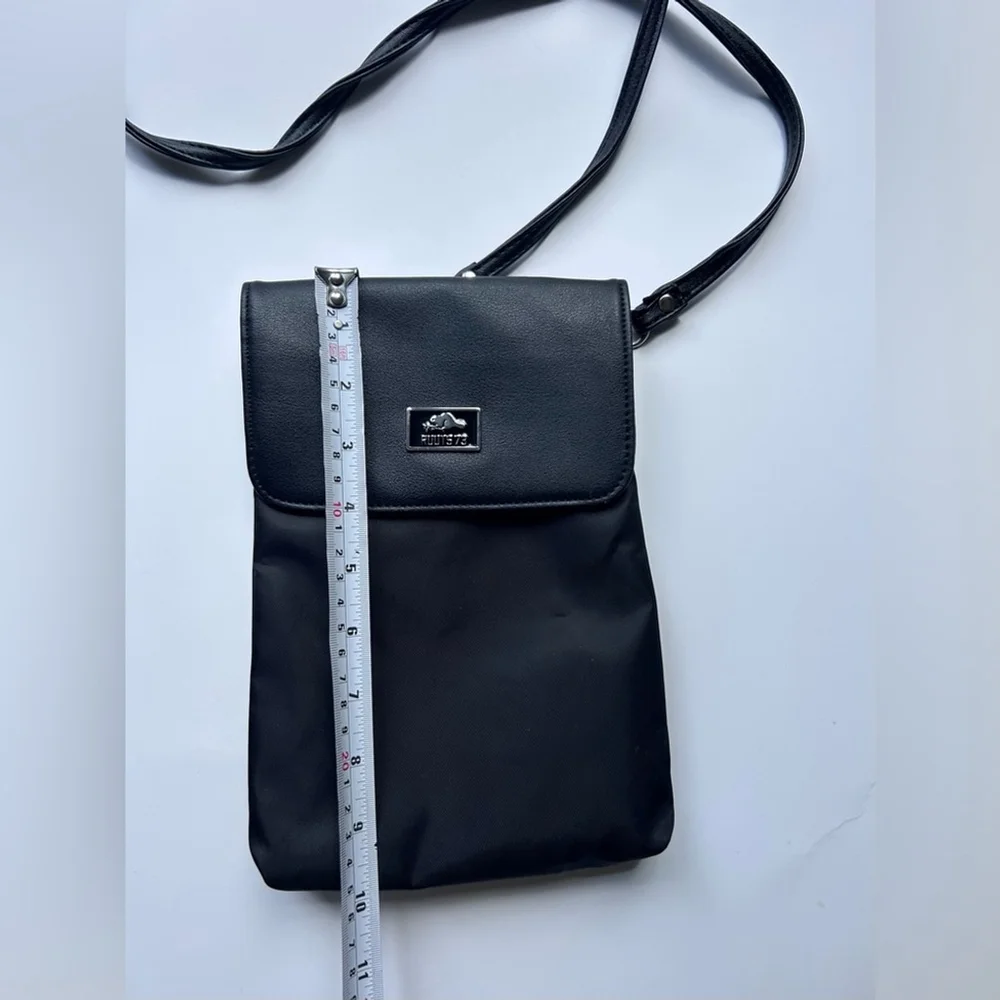 Roots Black Crossbody Travel Purse Bag